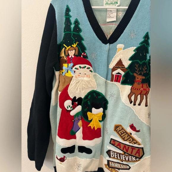 Quacker Factory North Pole Santa Workshop Christmas Sweater Cardigan NWT M *read - Picture 7 of 13
